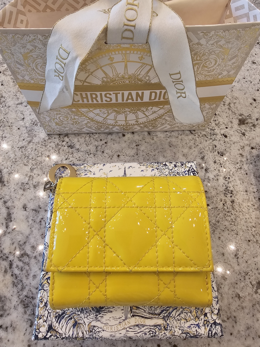 Christian Dior Lady Dior Lotus Wallet Patent Cannage Yellow - Full Set Excellen